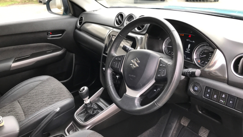 Suzuki Vitara 1.4 Boosterjet 48V Hybrid SZ5 5dr Petrol Estate